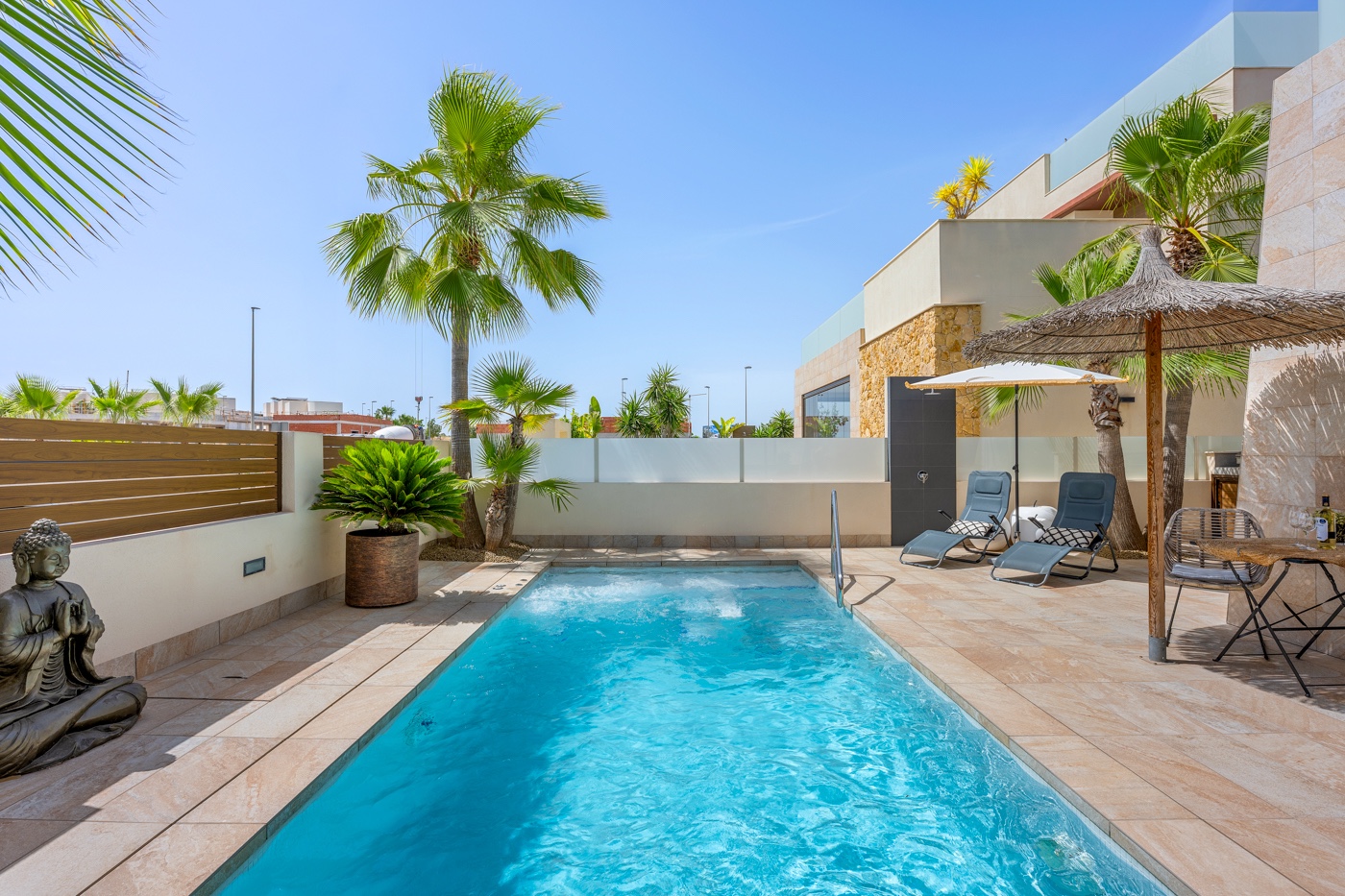 Villa with 3 bedrooms and 2 bathrooms in Benijófar | Ref: JU-003587