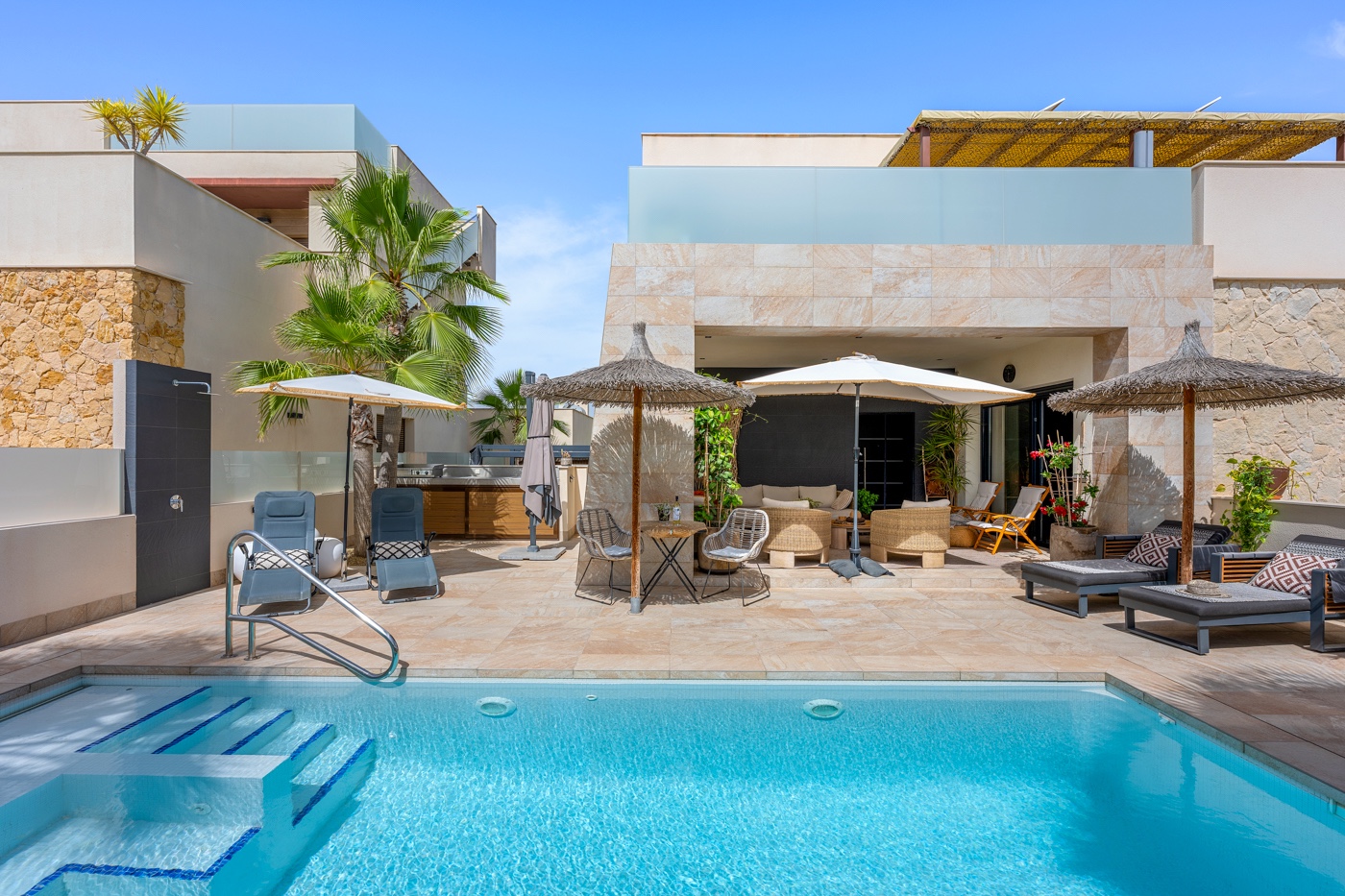 Villa with 3 bedrooms and 2 bathrooms in Benijófar | Ref: JU-003587