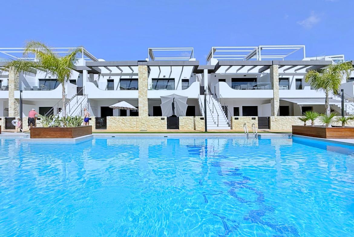 Penthouse with 2 bedrooms and 2 bathrooms in Orihuela Costa | Ref: 4217