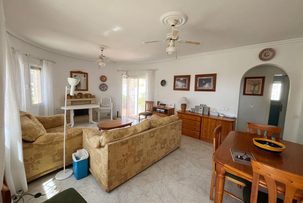 Detached villa with 2 bedrooms and 1 bathroom in Ciudad Quesada | Ref: VA5434