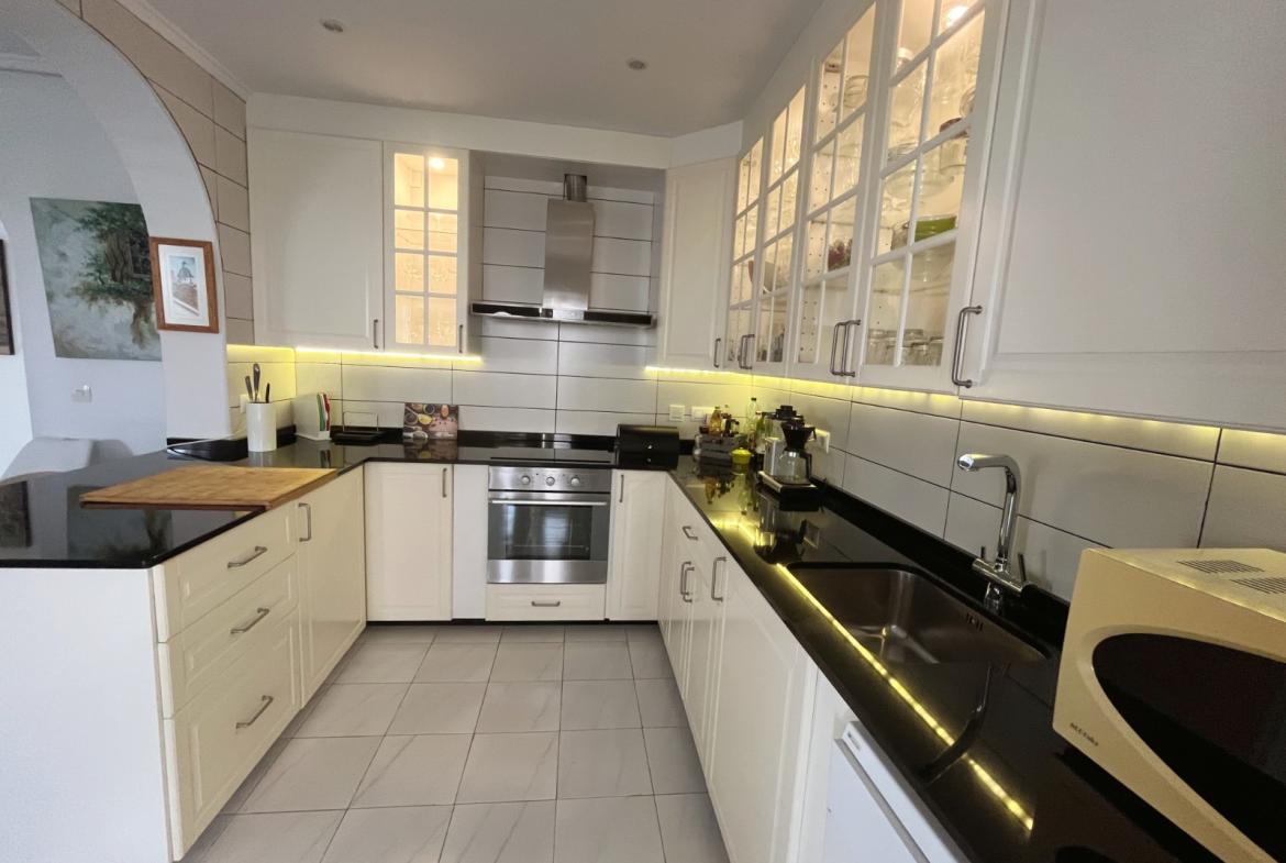 Detached villa with 4 bedrooms and 4 bathrooms in Ciudad Quesada | Ref: VA5435