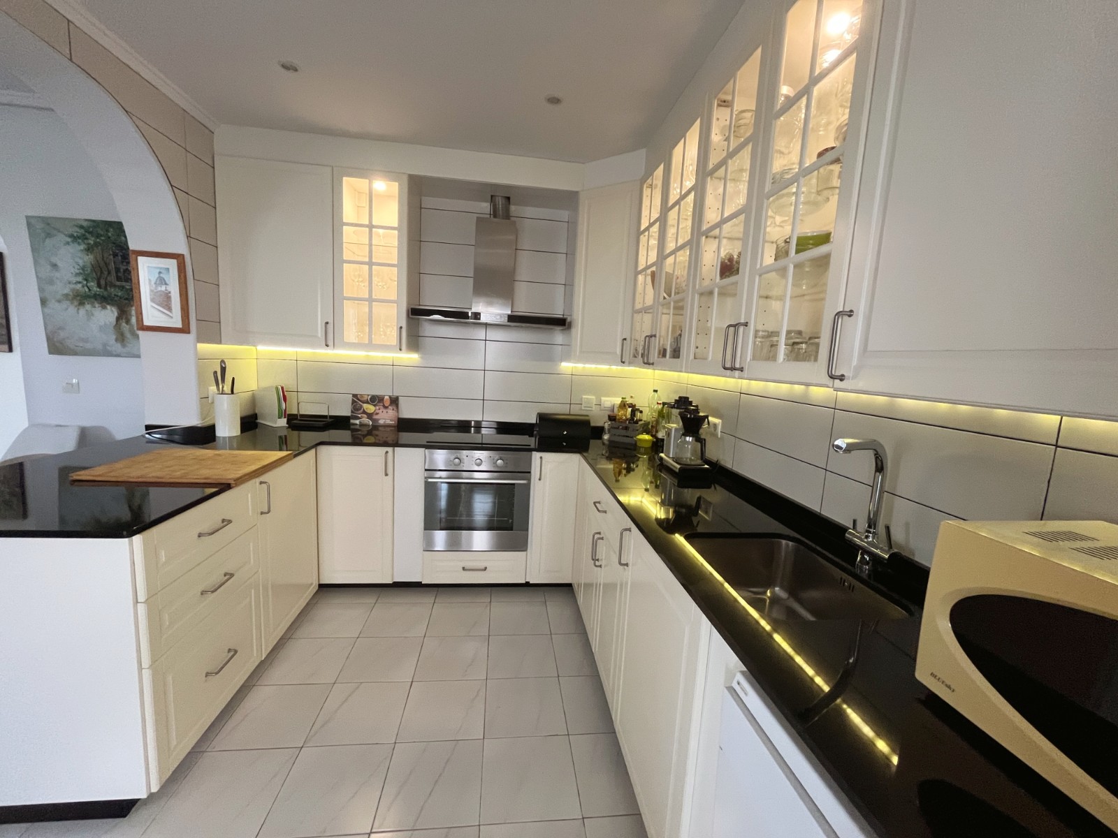 Detached villa with 4 bedrooms and 4 bathrooms in Ciudad Quesada | Ref: VA5435