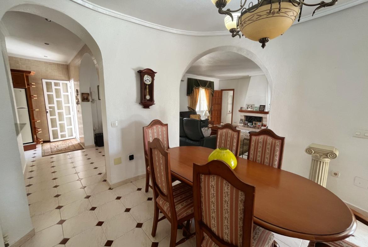 Detached villa with 4 bedrooms and 4 bathrooms in Ciudad Quesada | Ref: VA 5440