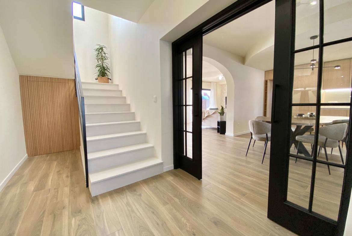 Villa with 4 bedrooms and 3 bathrooms in Cabo Roig | Ref: VA5444
