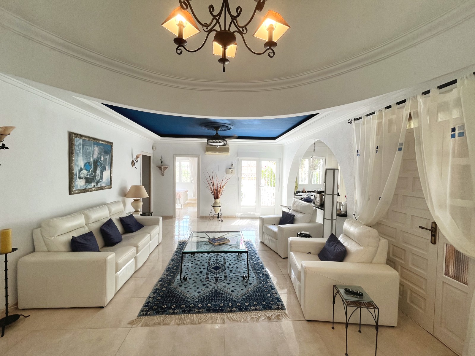 Detached villa with 6 bedrooms and 5 bathrooms in Ciudad Quesada | Ref: VA5443