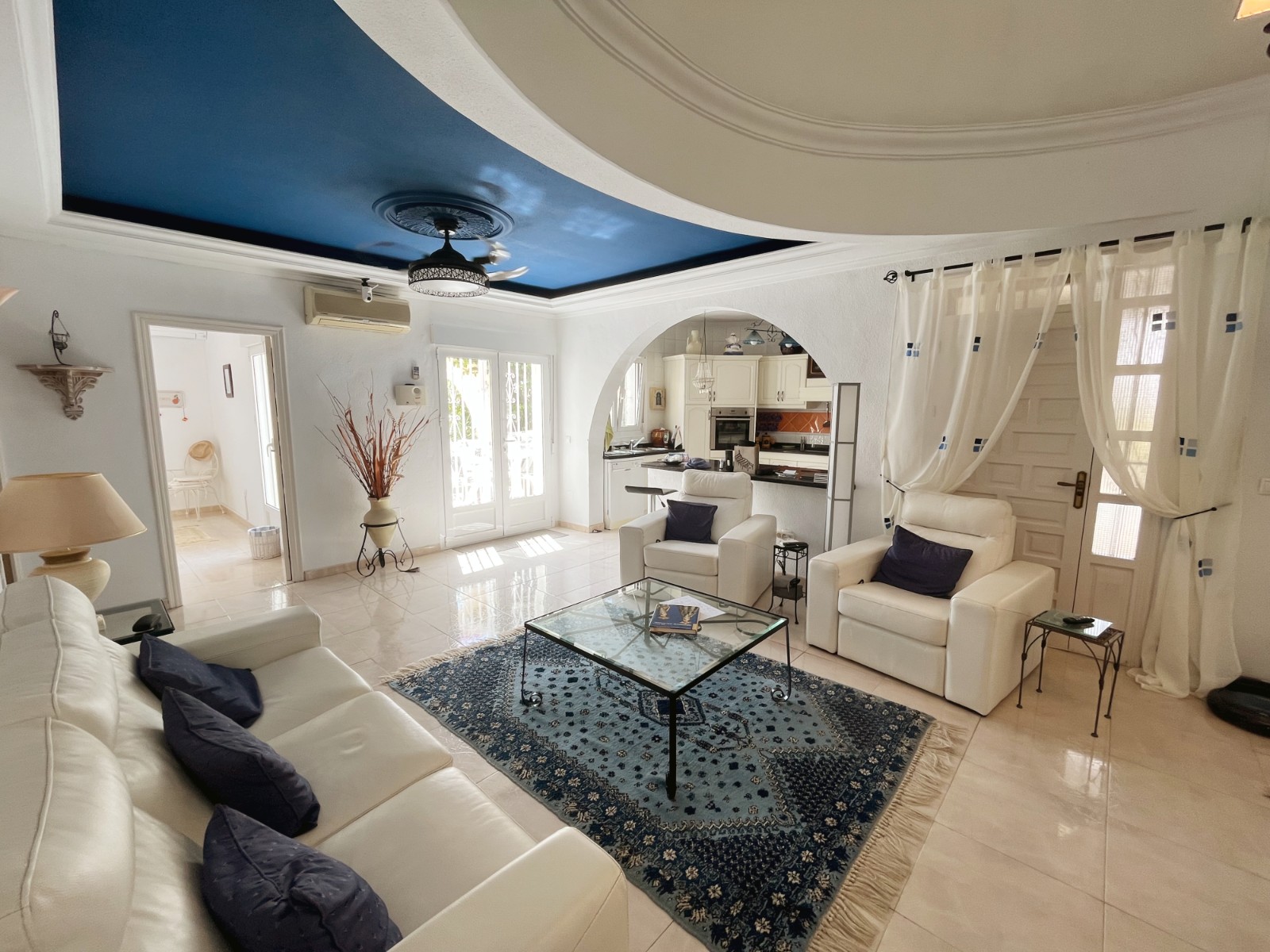 Detached villa with 6 bedrooms and 5 bathrooms in Ciudad Quesada | Ref: VA5443