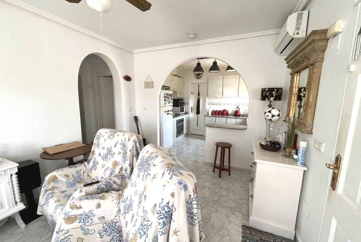 Detached villa with 2 bedrooms and 1 bathroom in Ciudad Quesada | Ref: VA5437