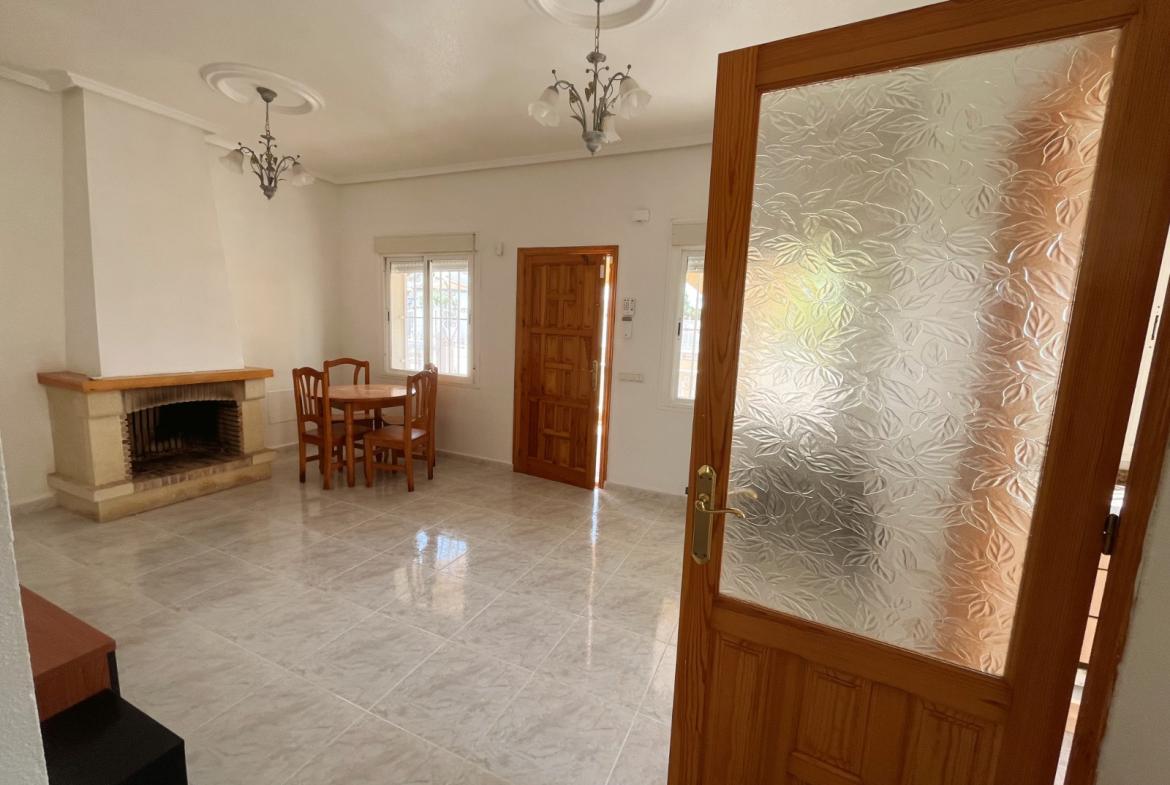 Detached villa with 2 bedrooms and 2 bathrooms in Ciudad Quesada | Ref: VA5447