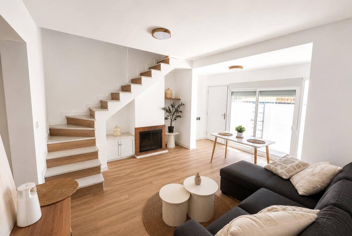 Townhouse with 3 bedrooms and 2 bathrooms in Orihuela costa | Ref: K-003589