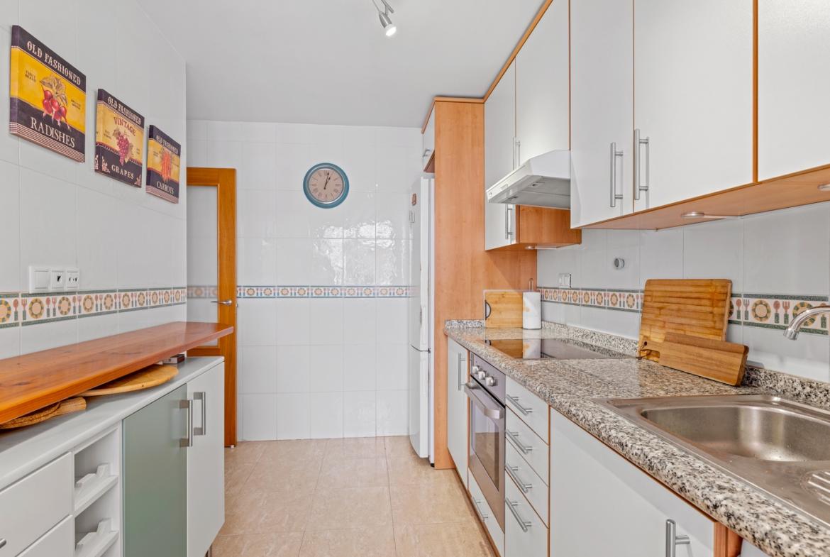 Apartment with 3 bedrooms and 2 bathrooms in Cabo Roig | Ref: K-003591