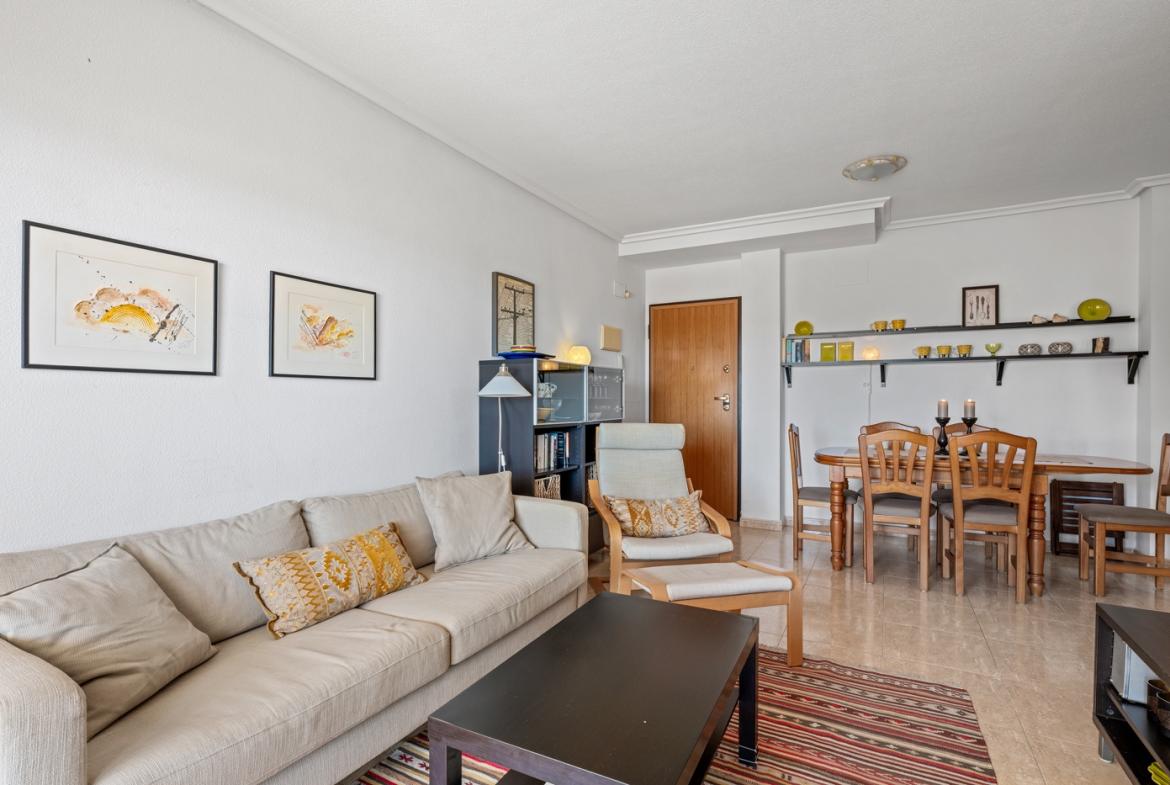 Apartment with 3 bedrooms and 2 bathrooms in Cabo Roig | Ref: K-003591