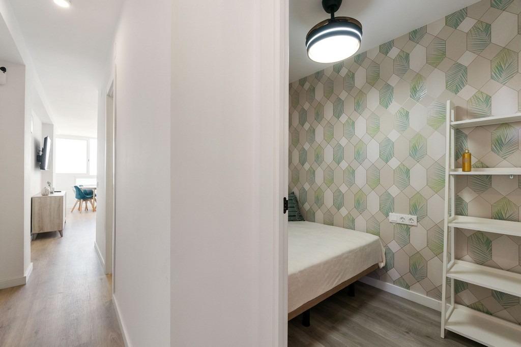 Apartment with 1 bedroom and 1 bathroom in Torrevieja | Ref: URE1063/6689