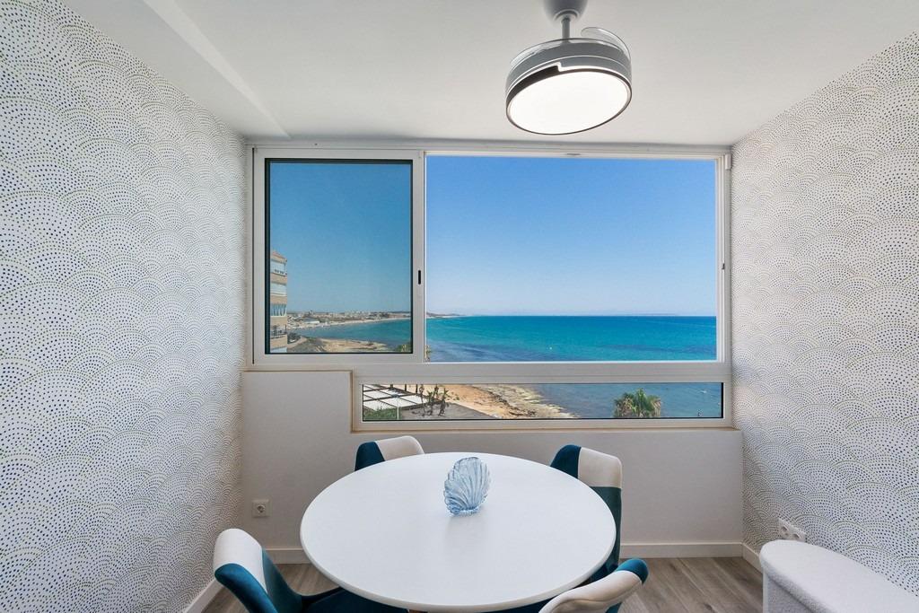 Apartment with 1 bedroom and 1 bathroom in Torrevieja | Ref: URE1063/6689