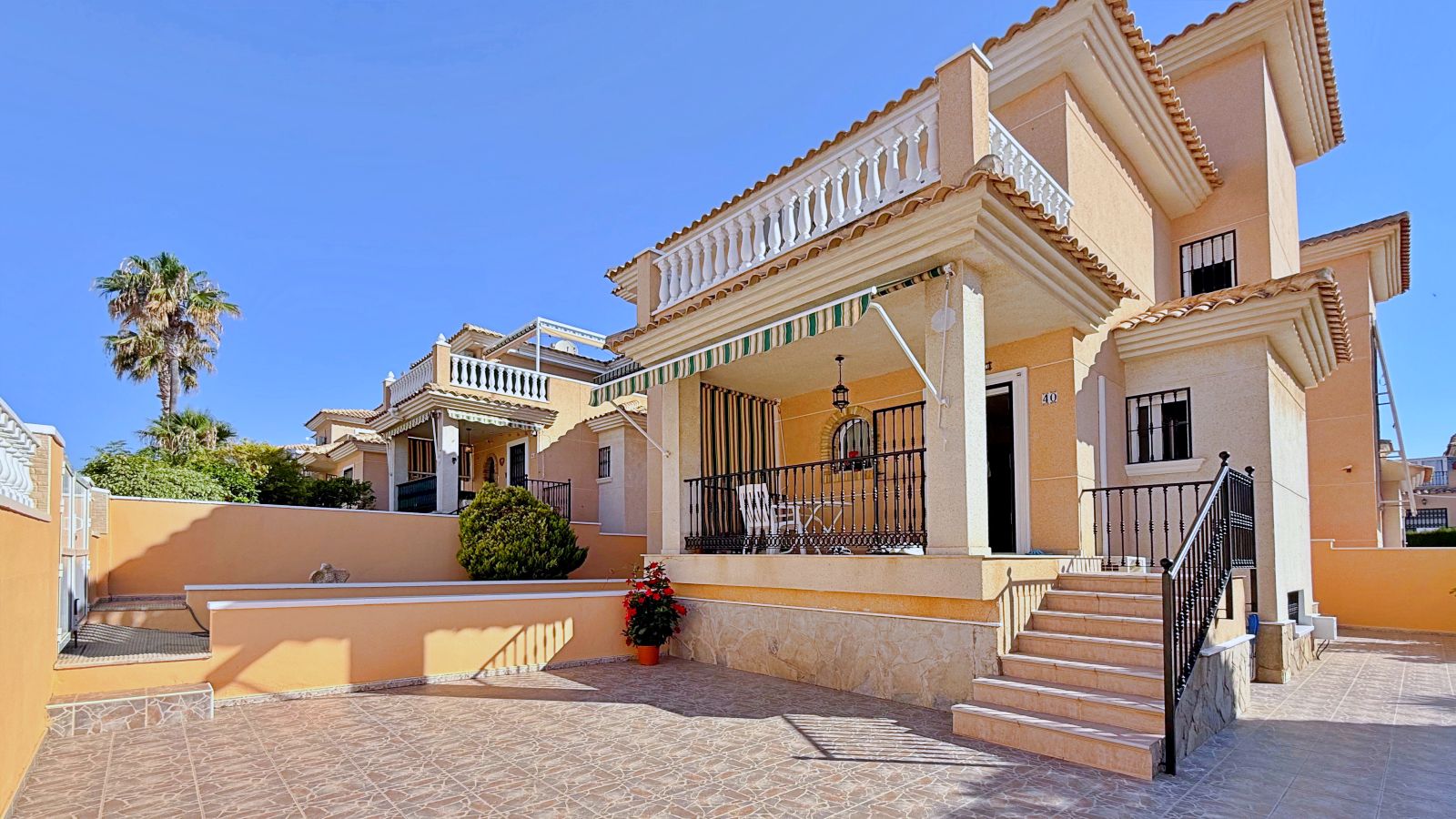 6a4d1fb50eddd_img_1560.jpeg Villa with 4 bedrooms and 2 bathrooms in Orihuela | Ref: 4219