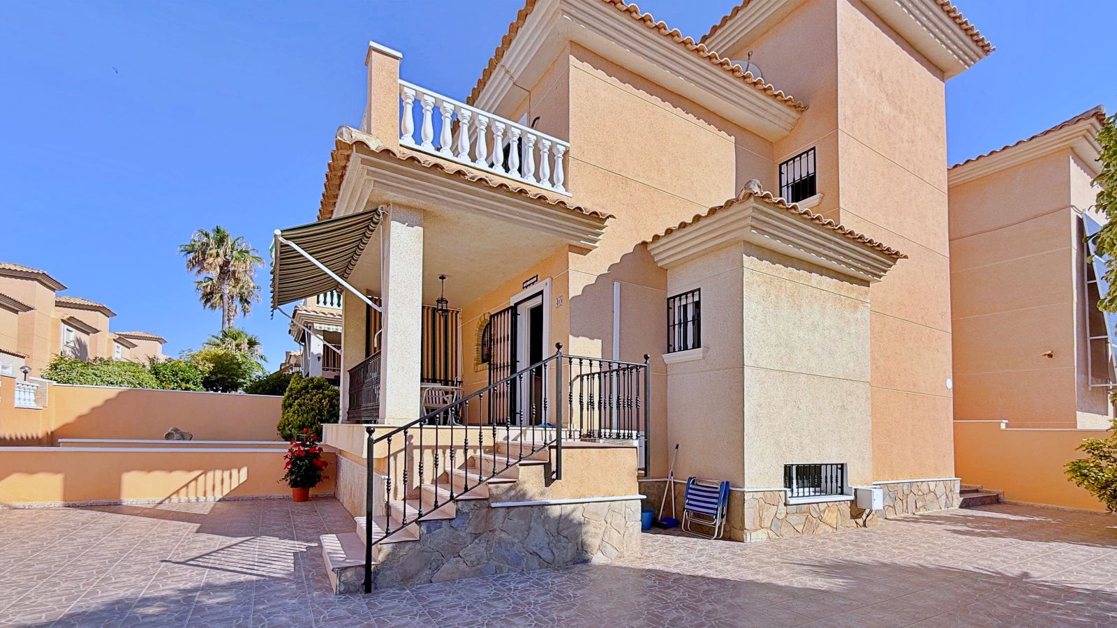 6a4d1fb532cf8_img_1563.jpeg Villa with 4 bedrooms and 2 bathrooms in Orihuela | Ref: 4219