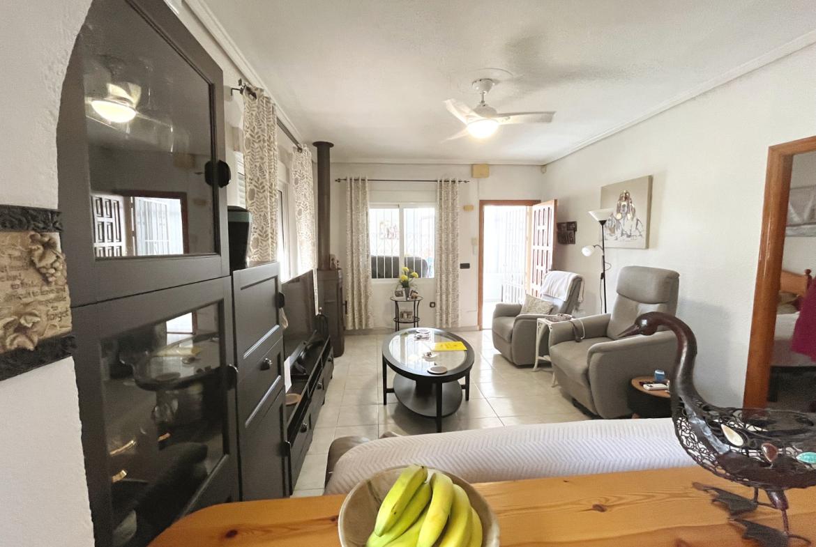 Bungalow with 2 bedrooms and 2 bathrooms in Ciudad Quesada | Ref: VA5456