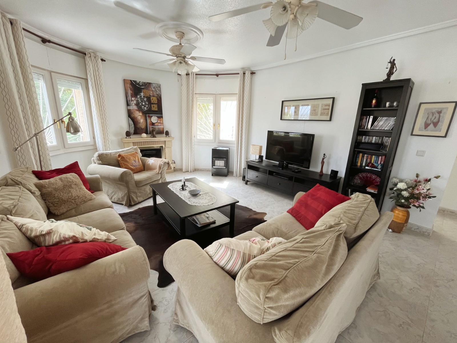 Villa with 4 bedrooms and 2 bathrooms in Ciudad Quesada | Ref: VA5451