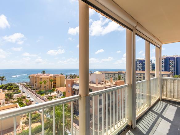 Apartment with 1 bedroom and 1 bathroom in Torrevieja | Ref: 4221RV
