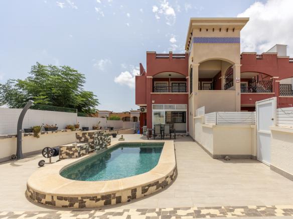 Apartment with 2 bedrooms and 2 bathrooms in Orihuela Costa | Ref: 4224RV