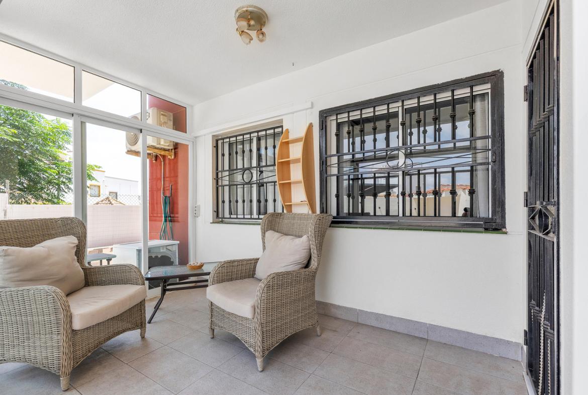 Apartment with 2 bedrooms and 2 bathrooms in Orihuela Costa | Ref: 4224RV