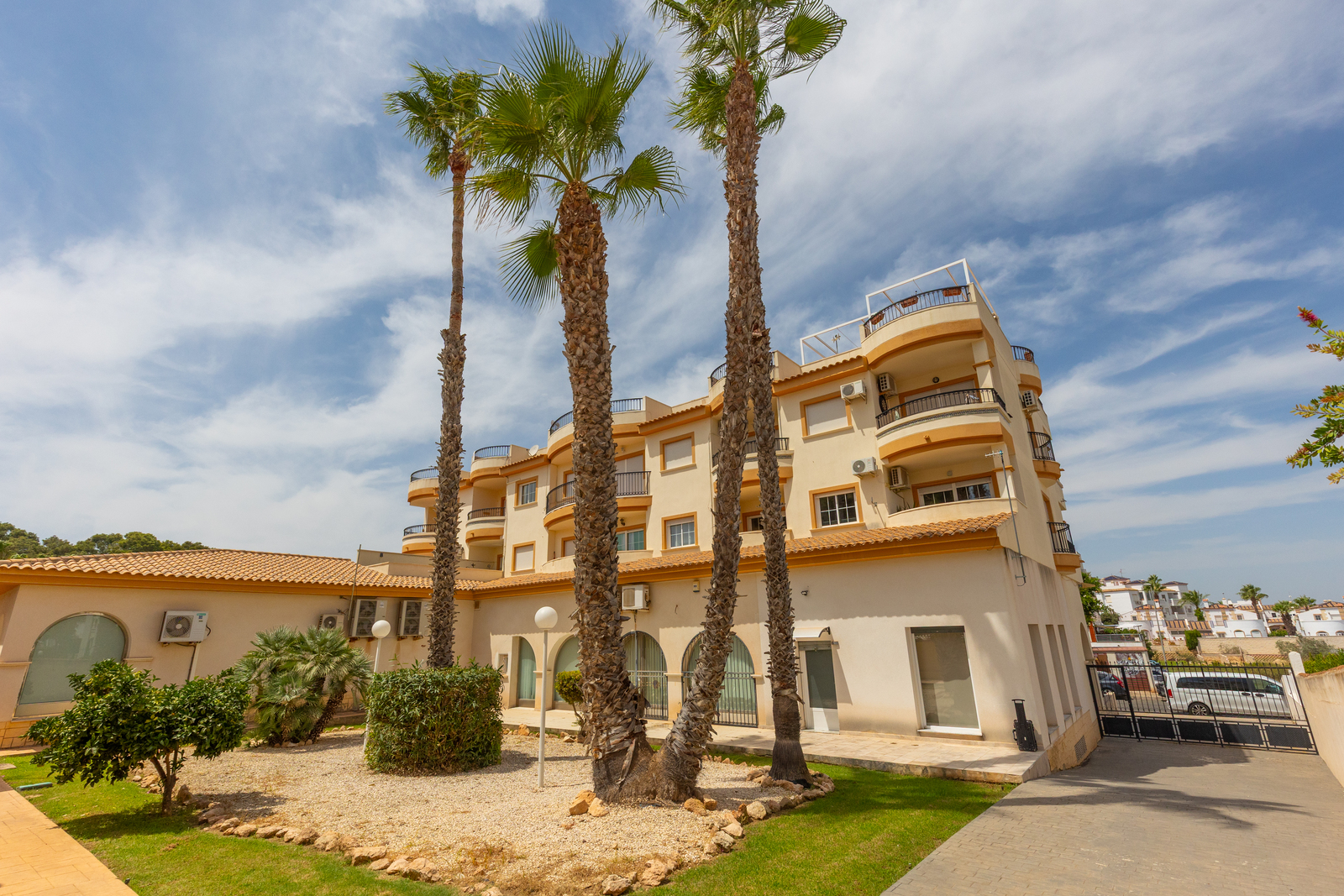 Apartment with 2 bedrooms and 1 bathroom in Orihuela | Ref: 4222RV
