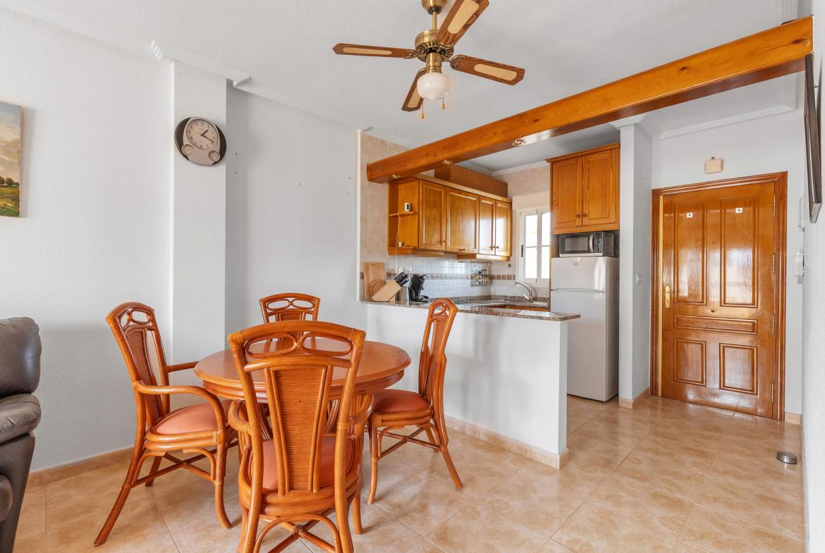 Apartment with 2 bedrooms and 1 bathroom in Orihuela | Ref: 4222RV