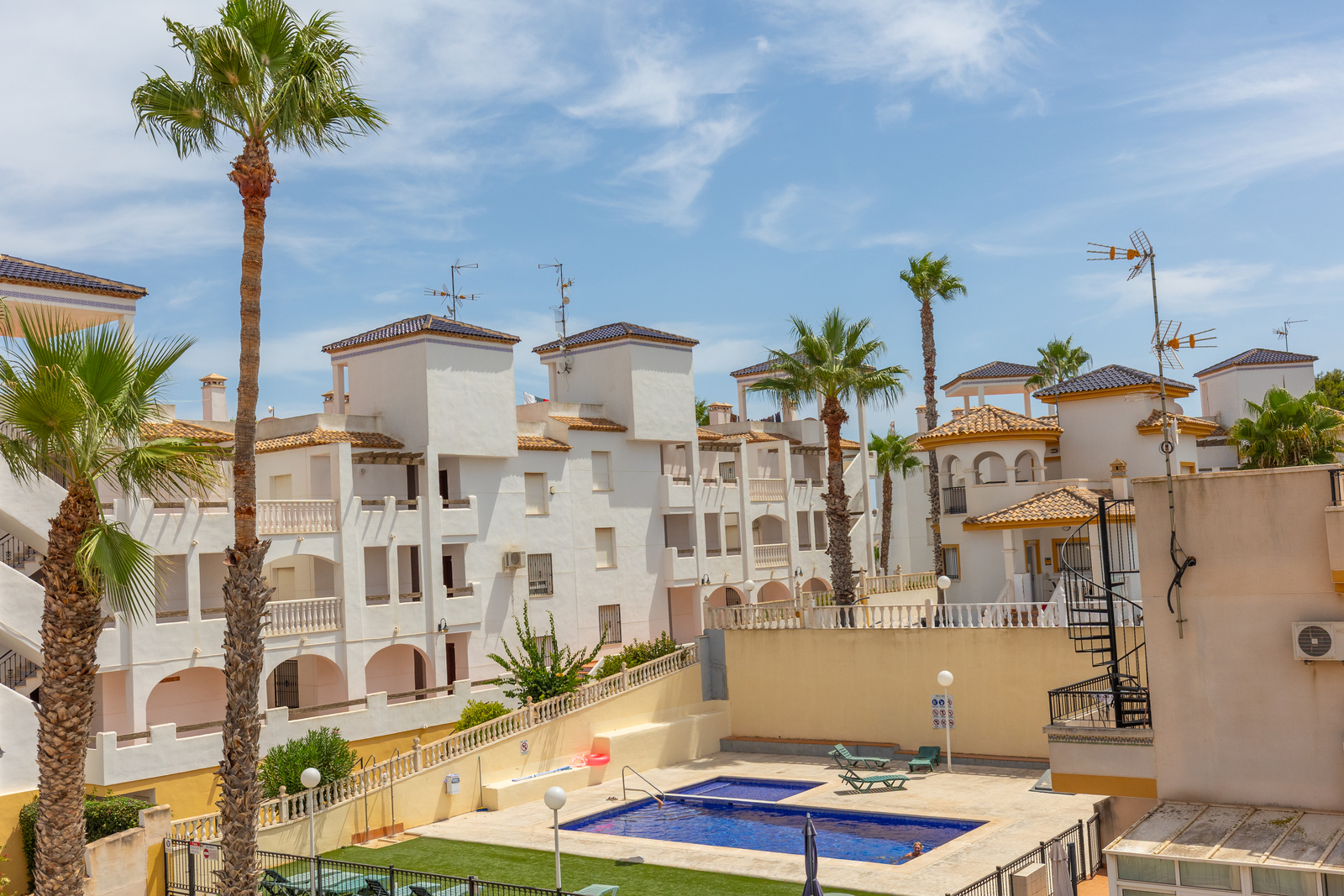 Apartment with 2 bedrooms and 1 bathroom in Orihuela | Ref: 4222RV