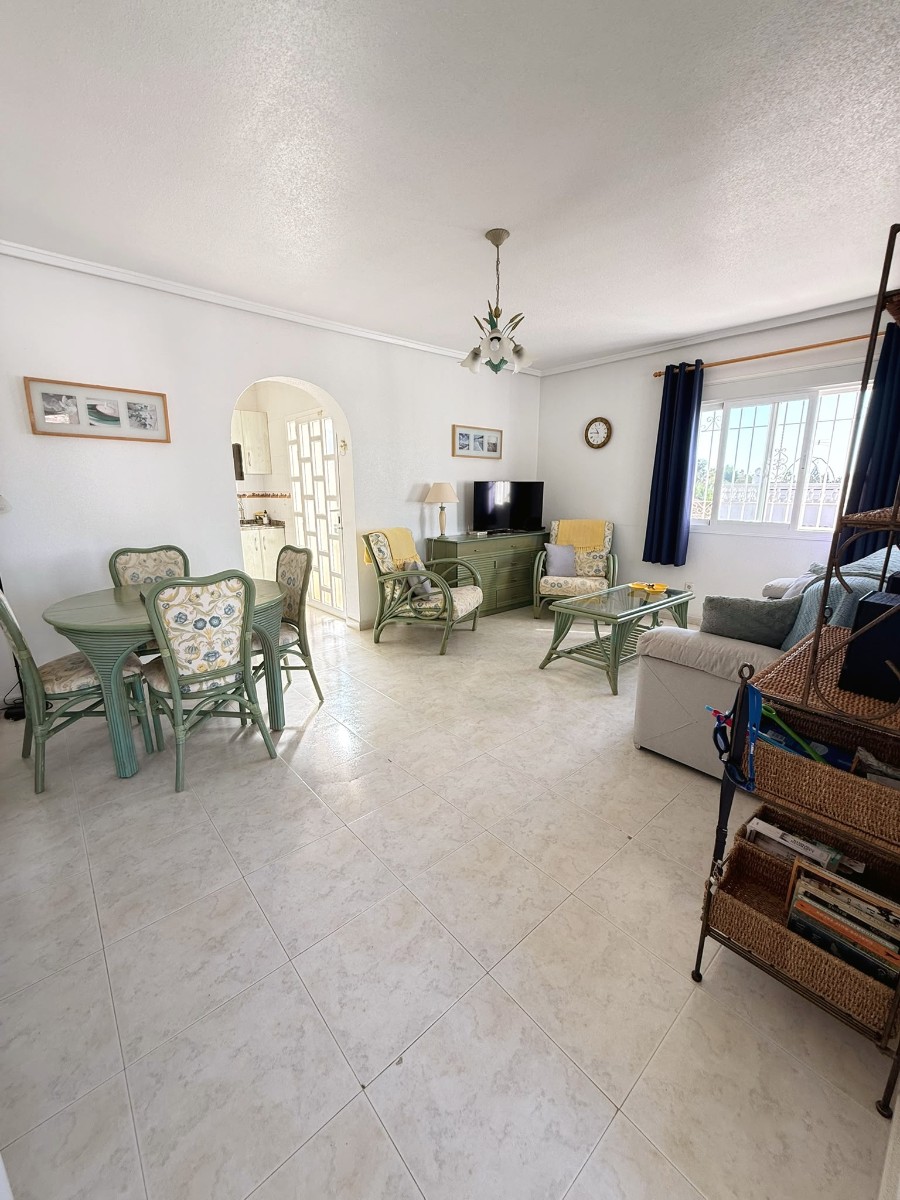 o_1k2fmpqsb1ae8qtik481amb129b2i.jpg Bungalow with 2 bedrooms and 2 bathrooms in Ciudad Quesada | Ref: VA 5464