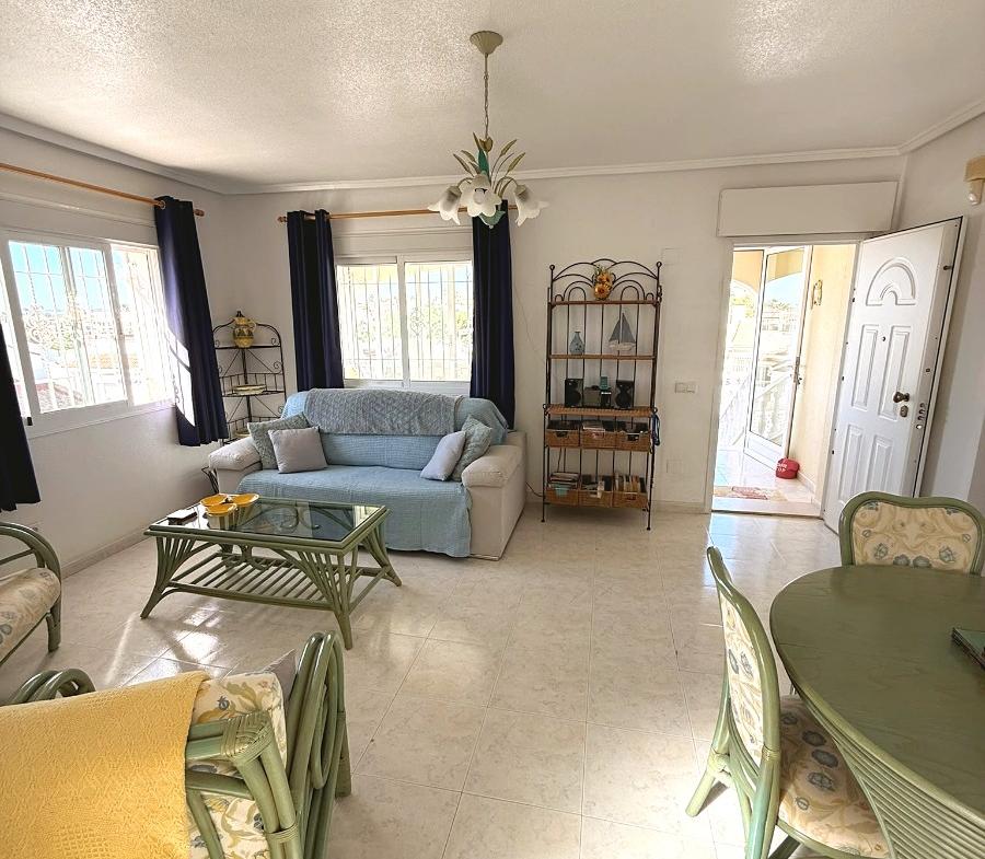 Bungalow with 2 bedrooms and 2 bathrooms in Ciudad Quesada | Ref: VA 5464