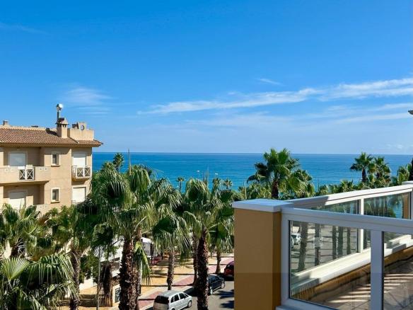 Penthouse with 3 bedrooms and 2 bathrooms in Orihuela Costa | Ref: URE3209-D/6689