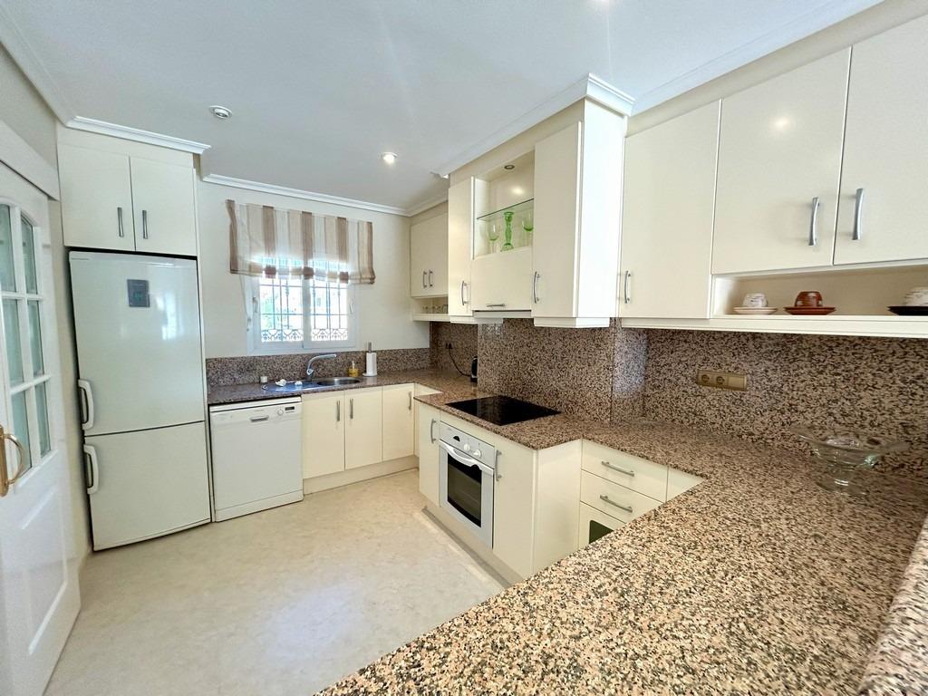 Penthouse with 3 bedrooms and 2 bathrooms in Orihuela Costa | Ref: URE3209-D/6689