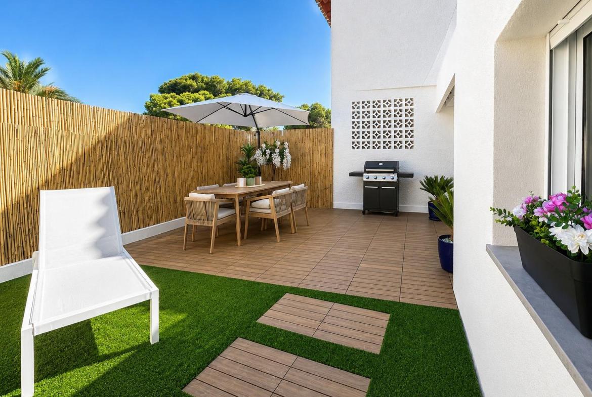 Semi with 4 bedrooms and 2 bathrooms in Orihuela Costa | Ref: URE4039/6689