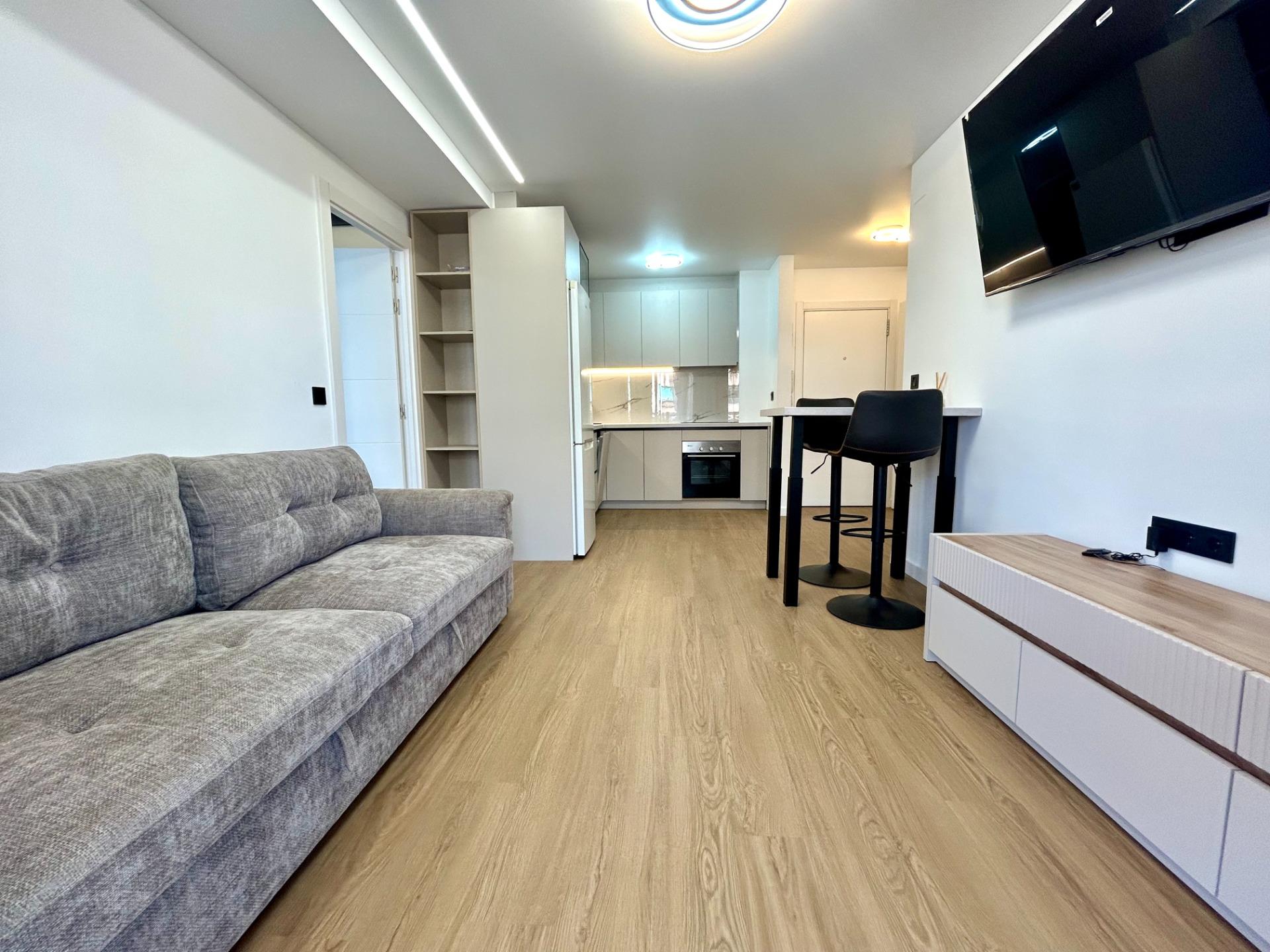 8-5.jpg Apartment with 2 bedrooms and 1 bathroom in Torrevieja | Ref: URE2332/6689